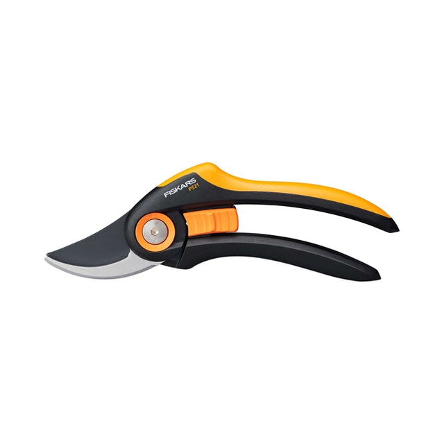 FISKARS Plus™ Bypass-Gartenschere P521